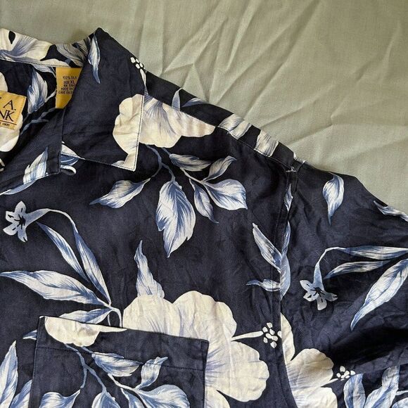 Jos. A. Bank XL Navy Blue Hawaiian Short Sleeve Button Front Shirt Tropical Silk - Picture 9 of 12